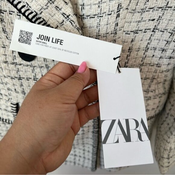 Zara, Textured Double-Breasted Blazer - White/Black. Size: M. NWT. - Picture 8 of 16
